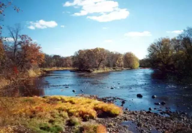 大学四年能拿多少学费,大学四年生活费省出来一套房