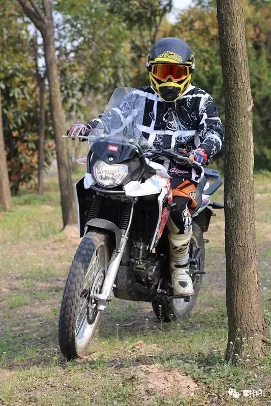 阿普利亚terra150adv测评,apriliaterra150怎么样