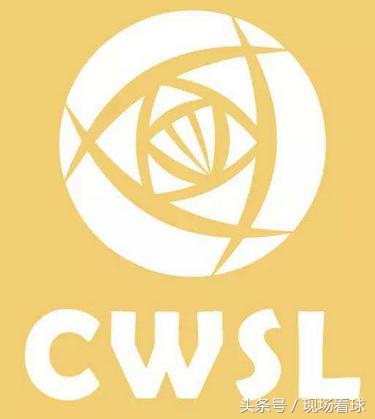 雨中看球赛,雨中足球比赛