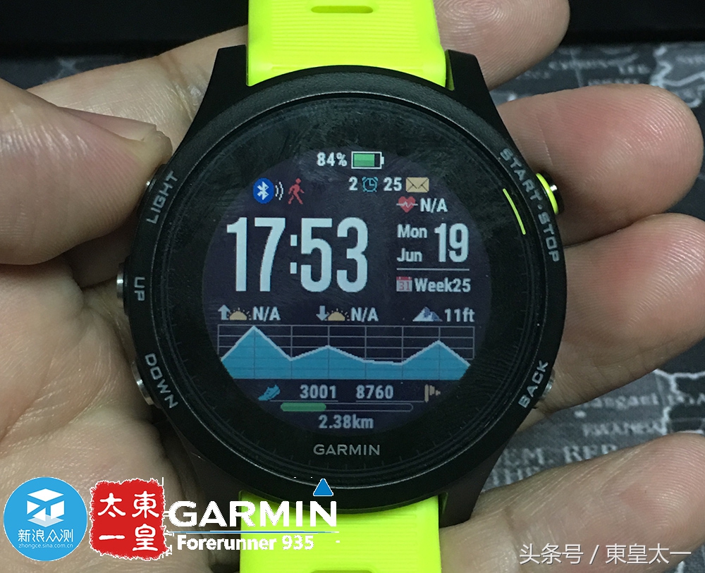 续航能力超长的运动手表,佳明935与watch4