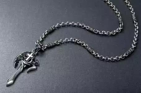 银项链变黑如何处理,银项链变黑如何清洗掉