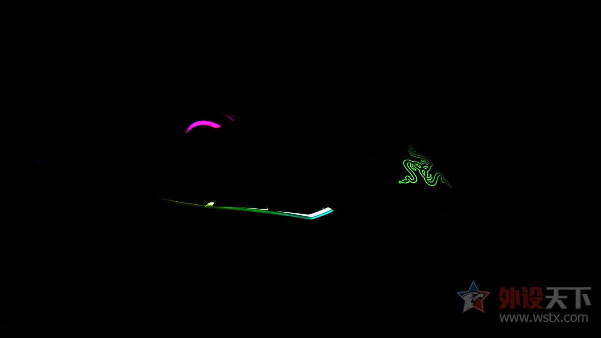 雷蛇锐蝮蛇鼠标xy轴玩cf,雷蛇锐蝮蛇是激光鼠标吗