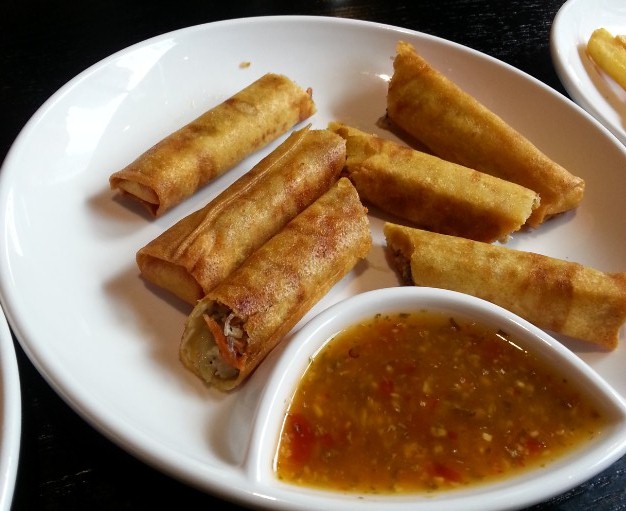 必胜客垃圾桶披萨,垃圾桶里披萨