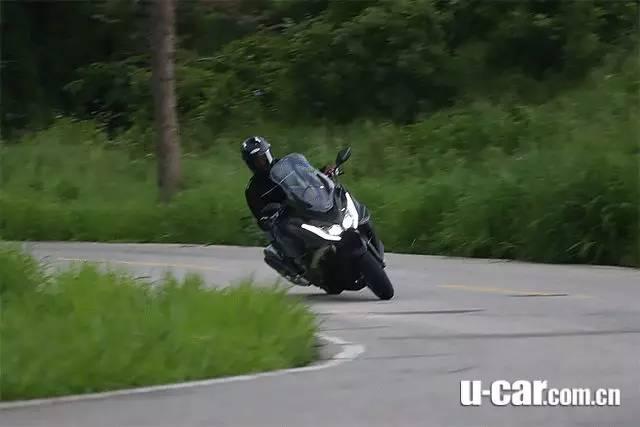 光阳500踏板摩托测试,11万买摩托车
