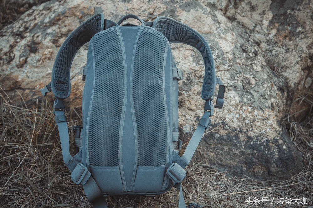 helikon适合通勤的战术包,浣熊背包测评