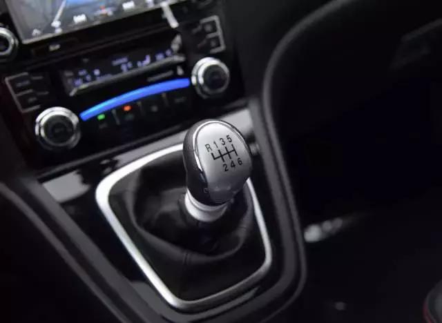 景逸x5和哈弗h6哪个好,东风景逸x5与h6