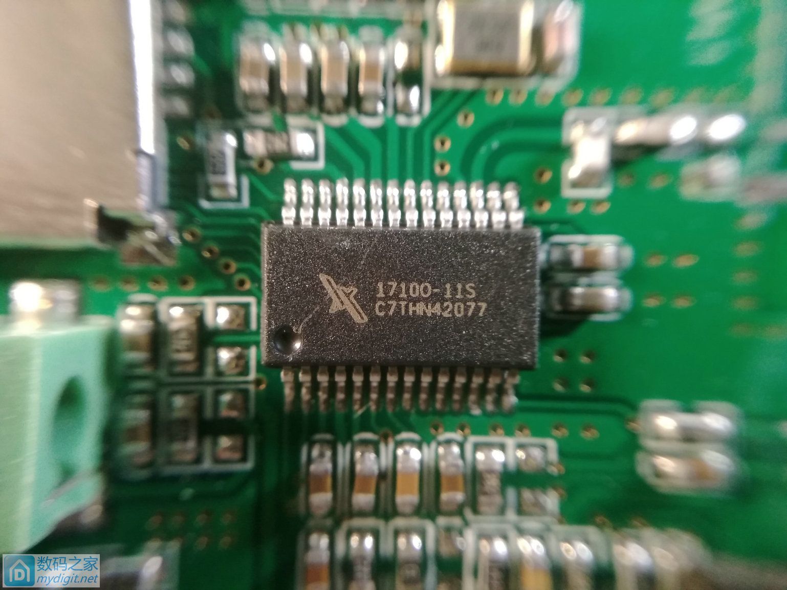 小霸王d50蓝牙音箱拆解视频,比小米更好的音响