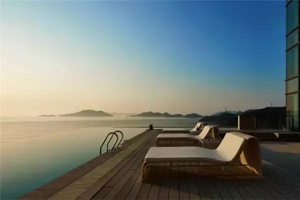 何必去马代，宁波这些美到窒息の无边泳池，就能让你一秒入海，即刻度假