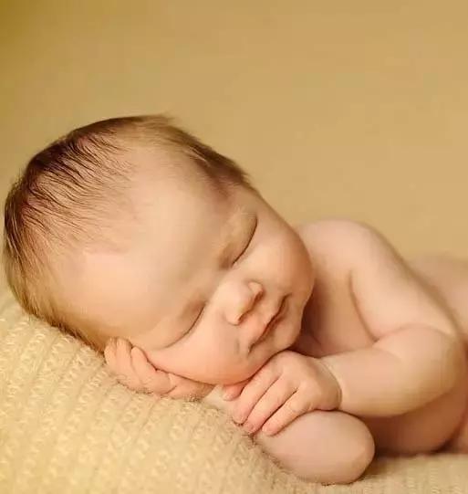 母乳不足还要坚持母乳喂养吗,有必要一定坚持母乳喂养吗