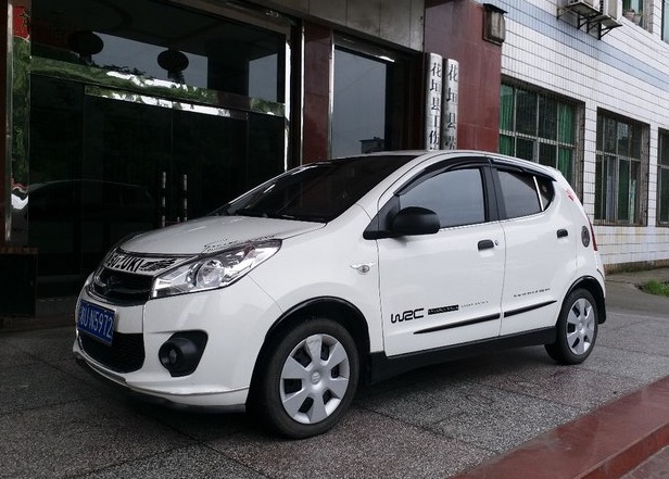 花两百万改装奥拓,500元买的奥拓花1万改装