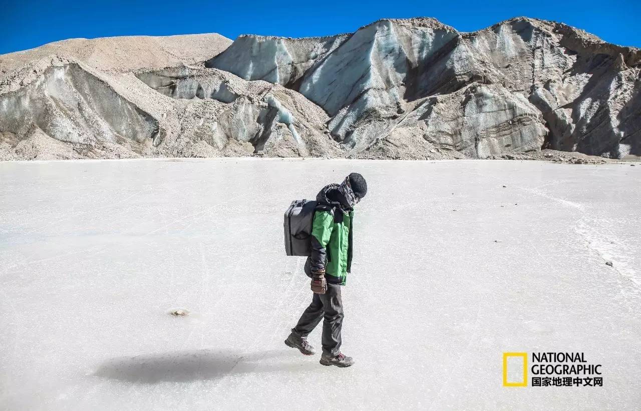 一次惊险的冒险之旅南极冰川,神奇的南极冰川探险之旅感受
