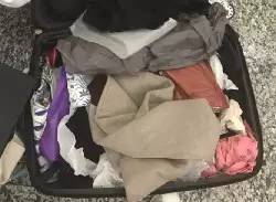 中国女生回国，价值9万的行李托运后不翼而飞！只因她登机前忘了……