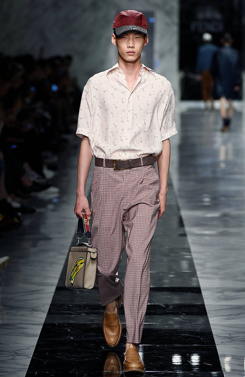 穿成这样男朋友会不会生气,穿成这样的男生还怕是单身狗吗