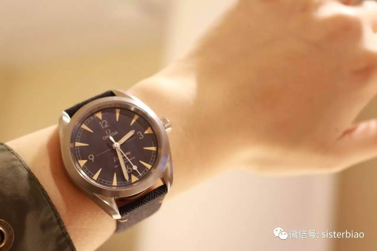 今年买的表,今年买表