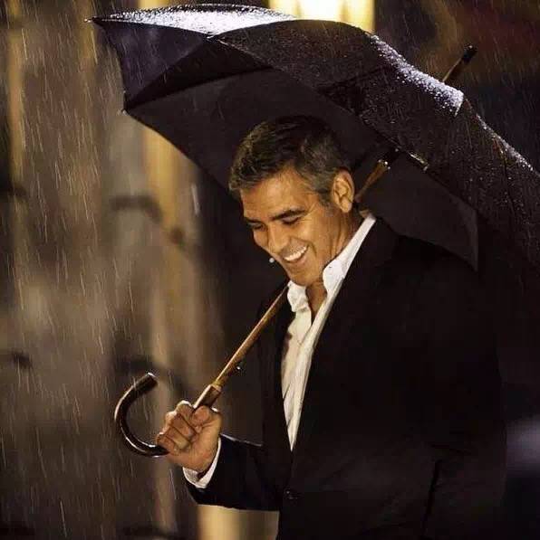 十把伞,十把雨伞