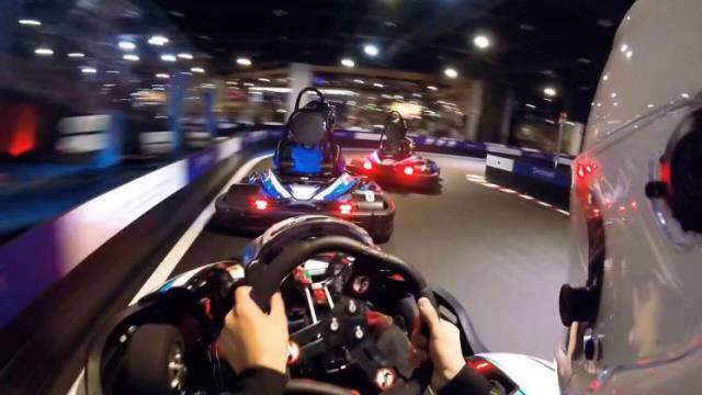 奇妙的反应｜水果侠+新耍都，小清新遇上重口味！