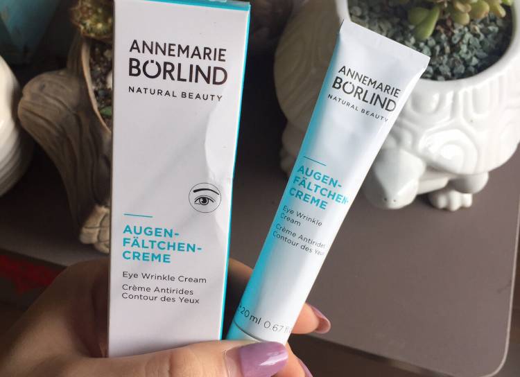 爱笑的女生运气不会差但会长皱纹,爱笑的女孩子的法令纹很明显