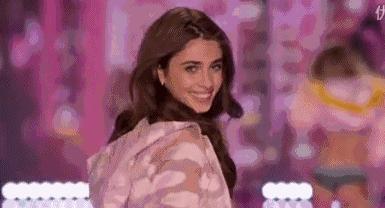 维秘秀上的大胸*党**们