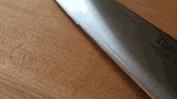 一个网友展示他的磨刀技巧...这一个个切的简直了...