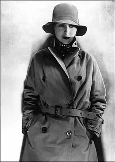 burberry最新时尚单品,burberry新季迷惑时尚单品