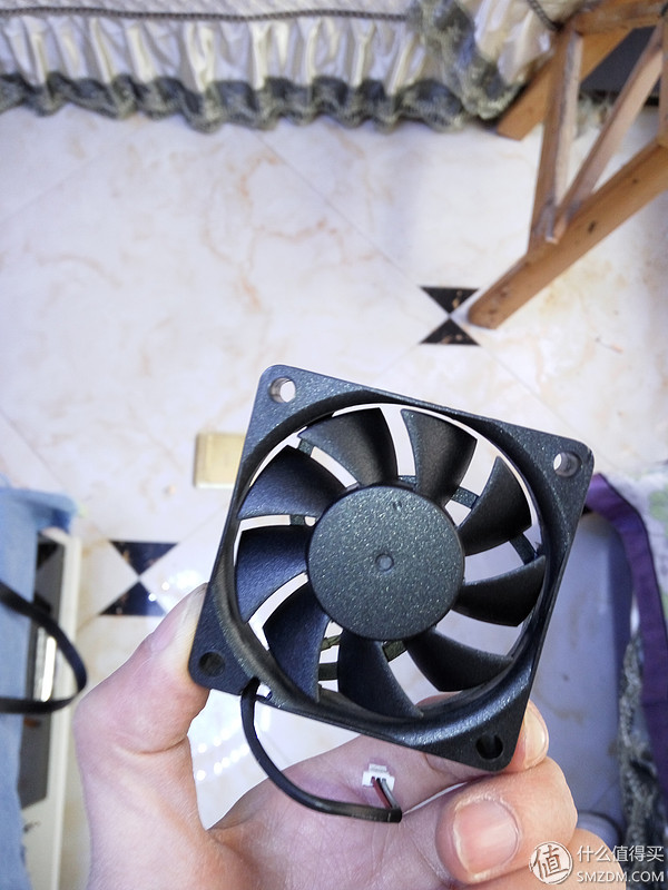 明基w1070投影仪怎么拆镜头,明基投影机w1060换风扇图