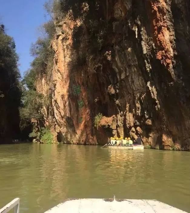 云南低价旅游团玩猫腻,掌上乌鲁木齐