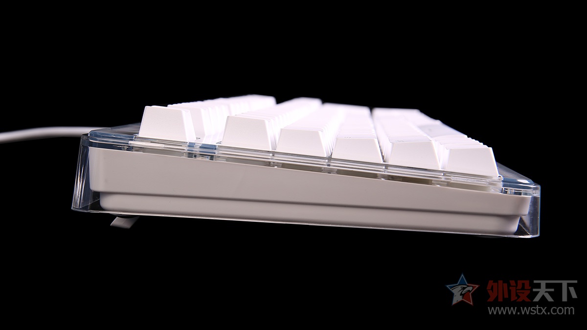 这款键盘有点厉害:可调键程、可在右上方组装乐高模型,最重要的是它有10种灯效