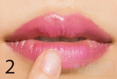 一支口红的妆容,一支口红搞定整个妆容