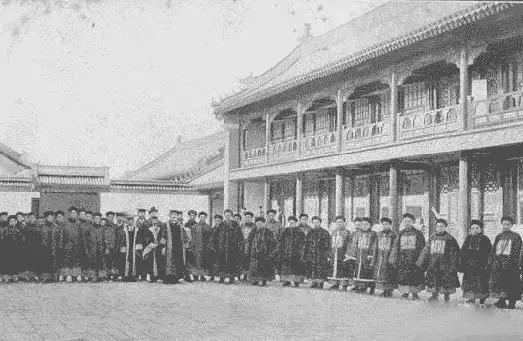 在上海去一次苏州一天够吗,在上海一定要去的地方