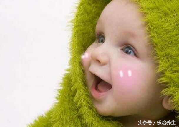 宝宝皮肤干燥怎么护肤,宝宝的皮肤干燥该如何解决