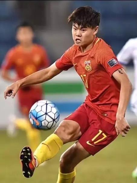 梦想足球训练营,南充奥航体育俱乐部