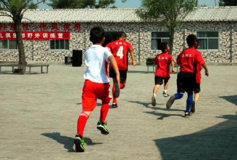 弄潮儿足球俱乐部,弄潮儿足球