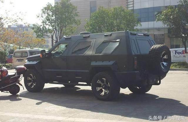 1500万越野车不让上牌,1500万越野车被大妈开上牌