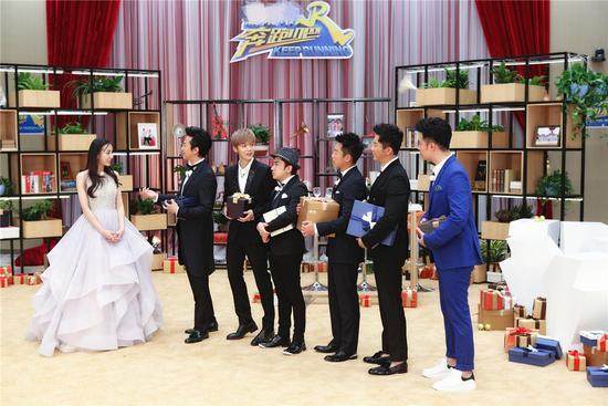 奔跑吧12整篇回放,奔跑吧12季片段