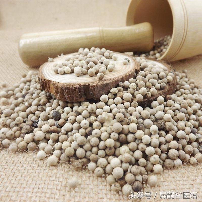 厨房胡椒粉有什么作用,胡椒在做菜的时候起什么作用