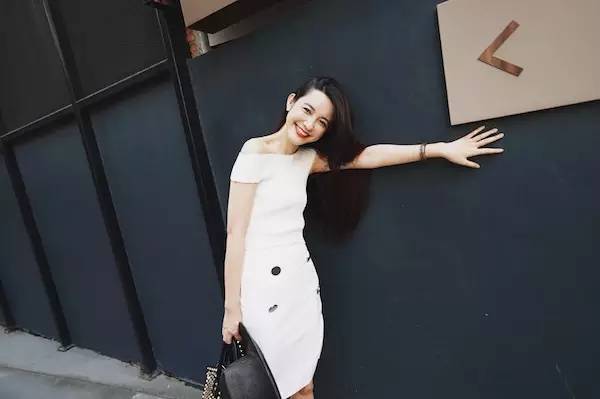 外国网红博眼球“书挡*弹子**身亡”，都是什么人在做网红