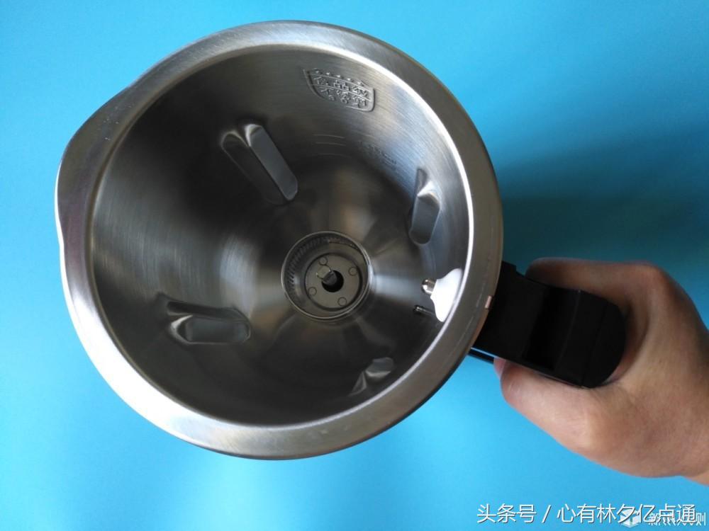 苏泊尔无渣破壁机,苏泊尔真磨醇浆机dj128