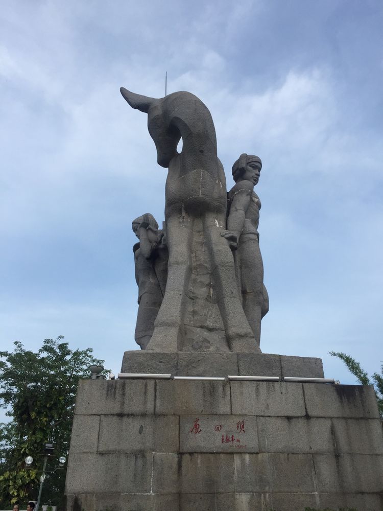 碧海蓝天亚龙湾,三亚美丽的亚龙湾