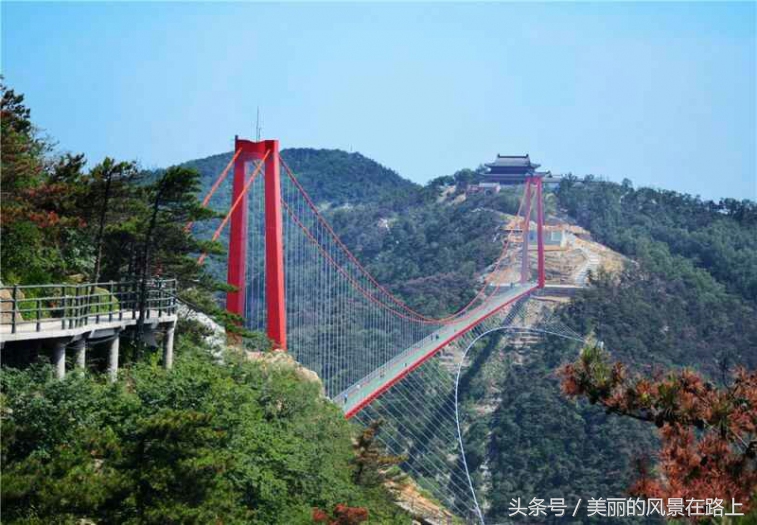 天蒙山世界第一玻璃栈道,临沂蒙山世界第一人行悬索桥