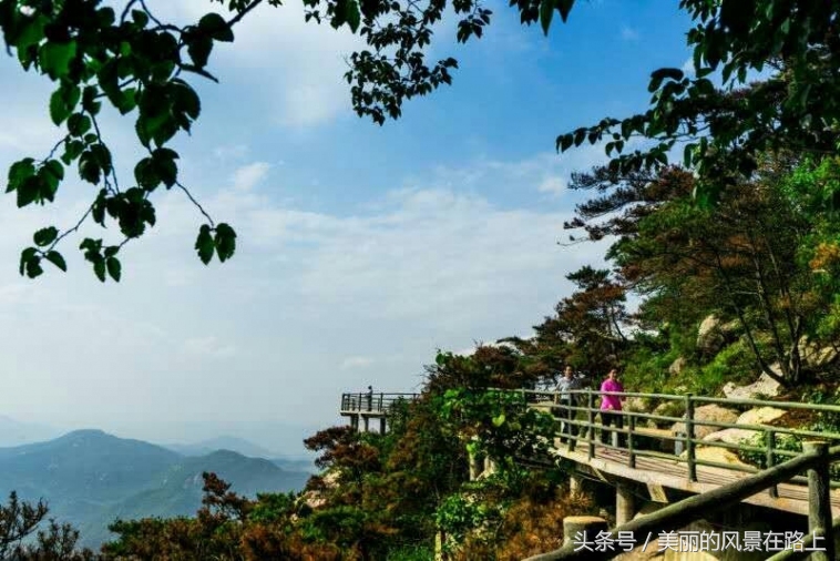 天蒙山世界第一玻璃栈道,临沂蒙山世界第一人行悬索桥