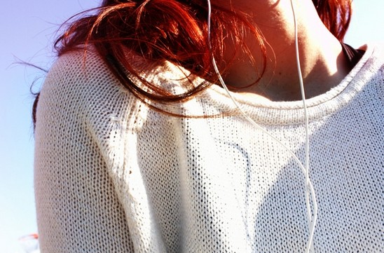 白色耳机线黑了怎么处理,手机耳机线发黄怎么清洗干净