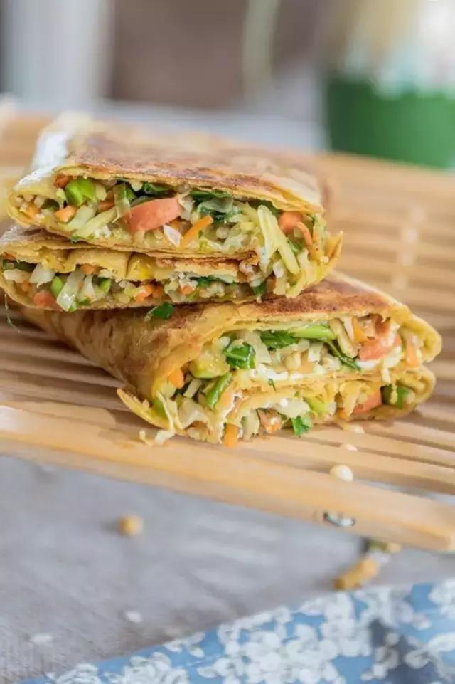 临沂史晓东将煎饼卖向全国,山东临沂煎饼哪里最好