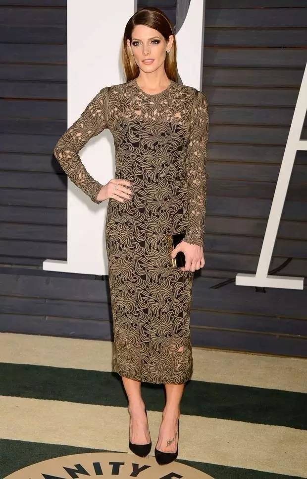 衣服太宽怎么穿才好看女生,女生怎么穿衣服才不会显得臃肿