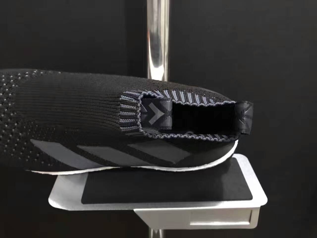 阿迪达斯boost跑鞋贝克汉姆,adidasace16.3足球鞋