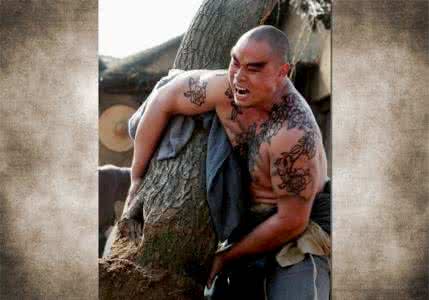 倒拔垂杨柳鲁智深的性格特点,鲁智深京剧脸谱性格特点