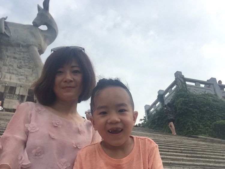 碧海蓝天亚龙湾,三亚美丽的亚龙湾