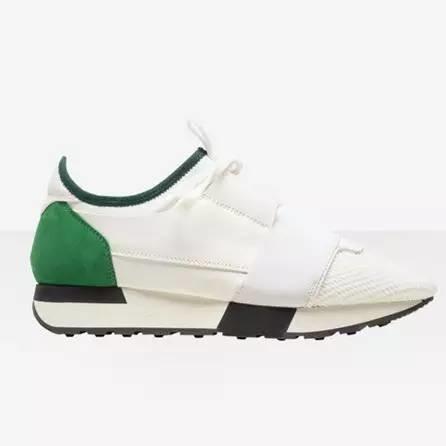 杨幂一口气买了十双的鞋,杨幂穿的薄荷绿运动鞋