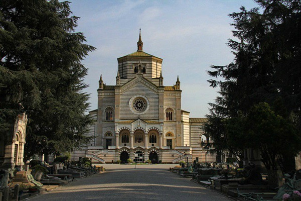 ac米兰队徽演变史,意甲ac米兰战胜恩波利