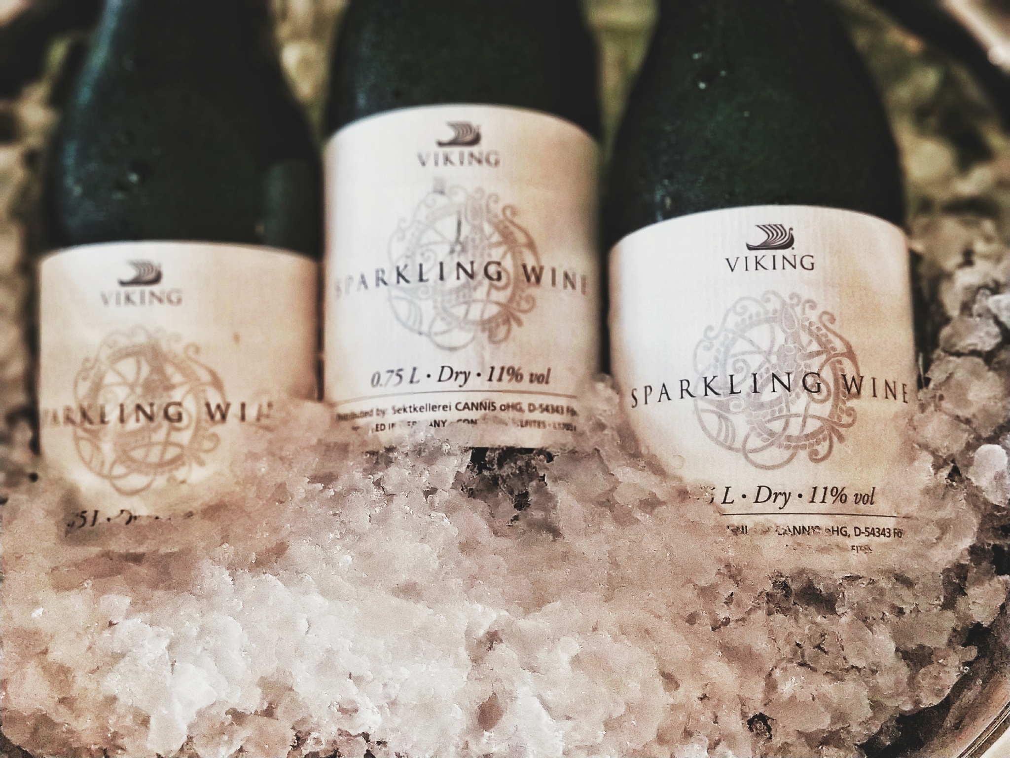 旅游如何让自己的气质更好,手机怎样拍出商品高级感视频