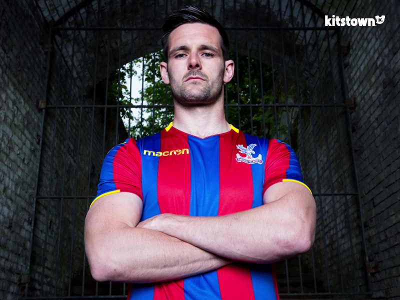 哪支球队是你的最爱,下赛季英超各队球衣